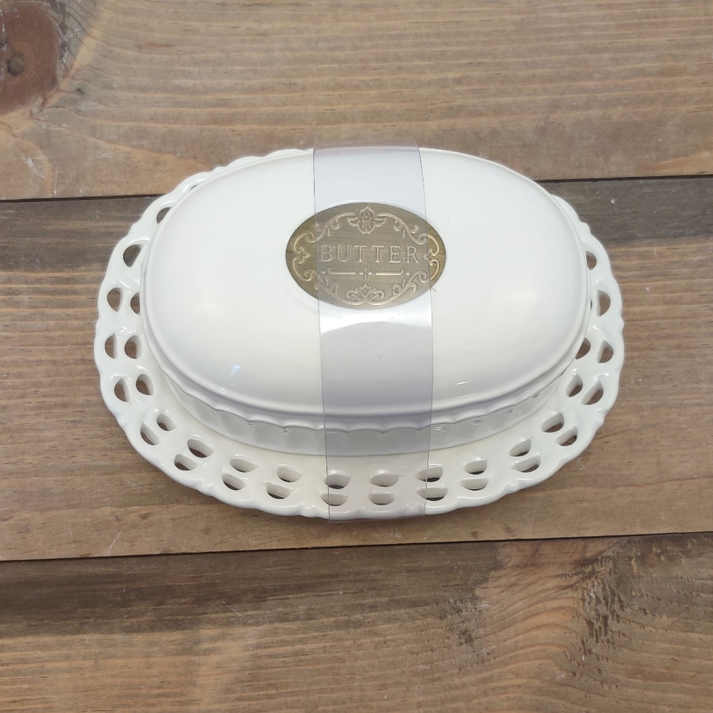 White Ceramic Cutout Design Butter Dish - Picture 5 of 6